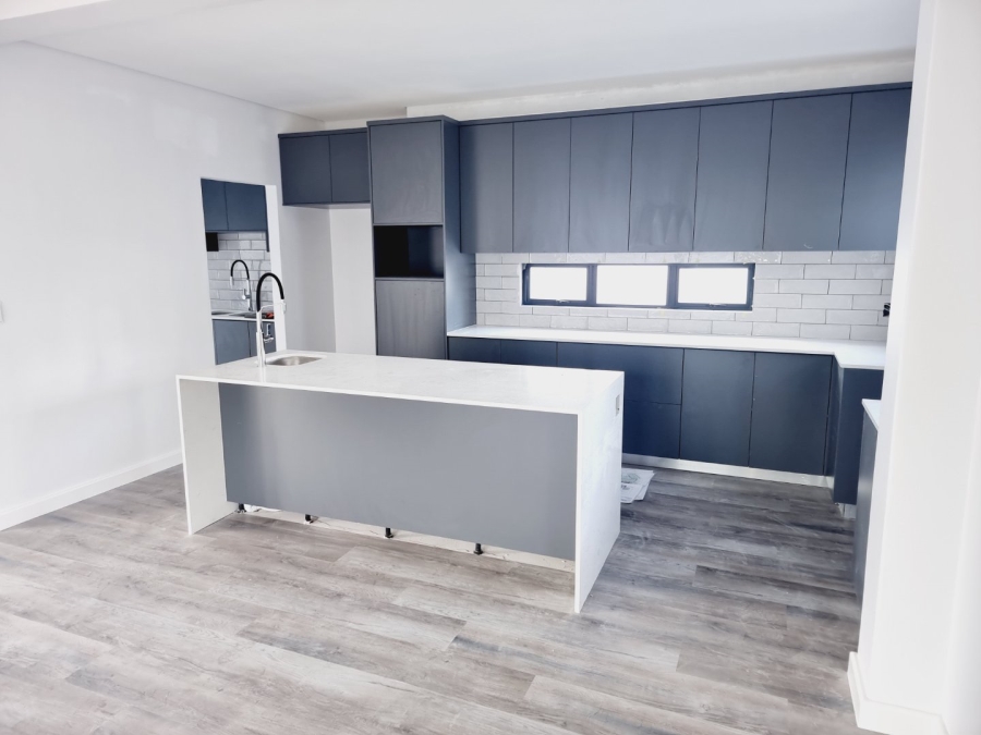 4 Bedroom Property for Sale in Sandown Western Cape